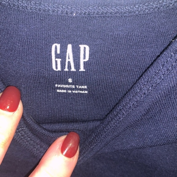 GAP outfit ribbed, tank top, GAP shorts navy blue, and striped T-shirt Small - Picture 2 of 9